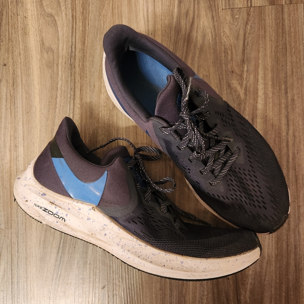 Nike Air Zoom Winflo AQ7497-009 Men's Size 10 Running Shoes